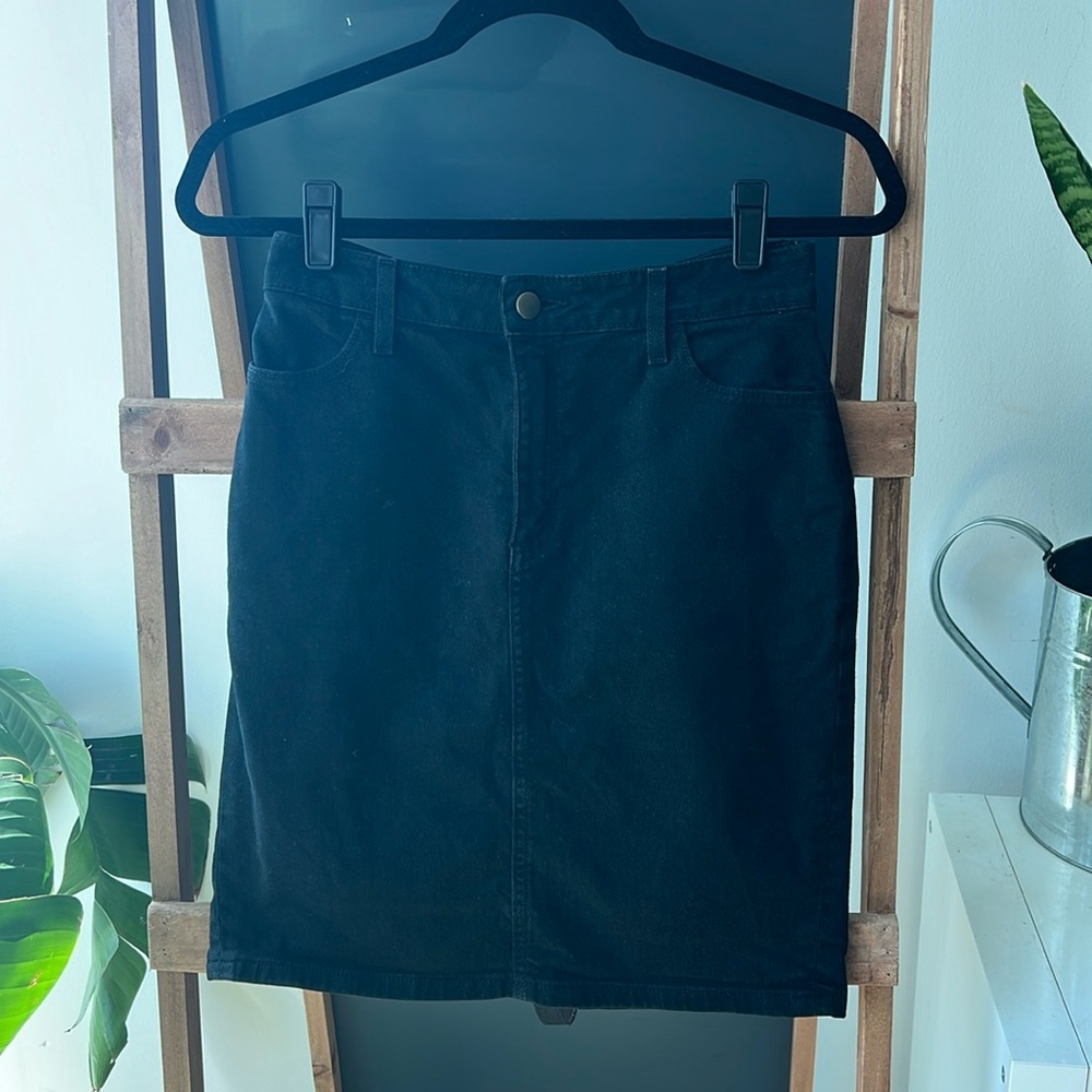 American apparel black mini skirt